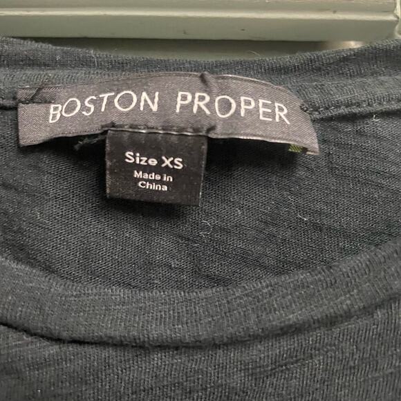 Boston Proper Feather Studded Tee Size XS Black Jeweled - Picture 4 of 5